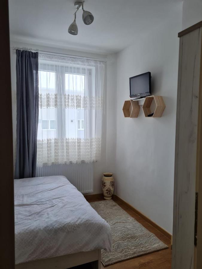 Dddd Apartament Cavnic Exterior photo